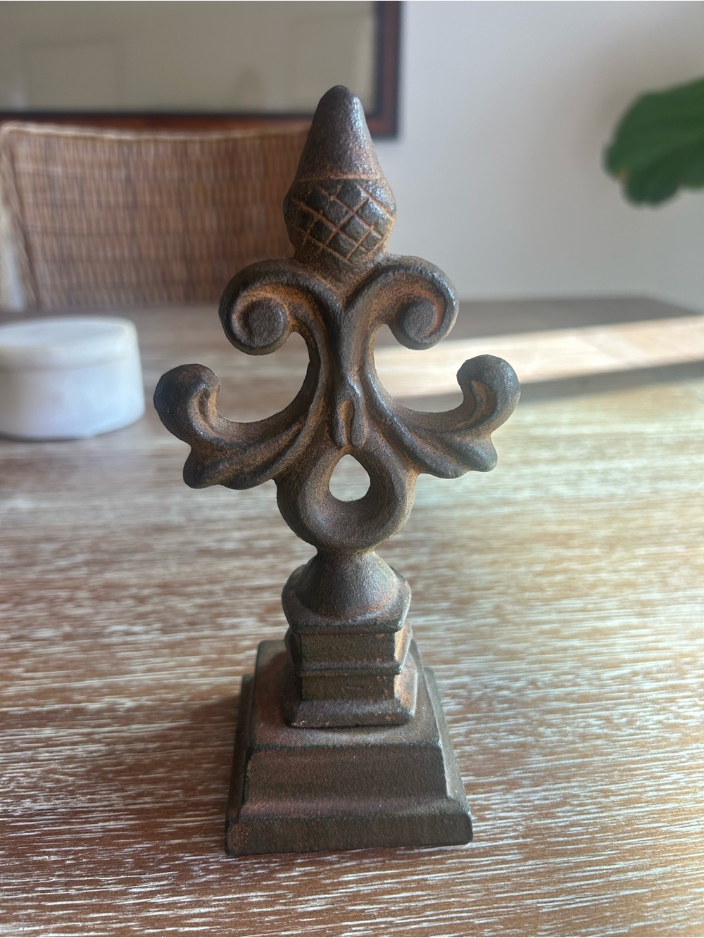 Fleur-de-Lis Finial- Cast Iron